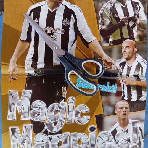 Match Football Magazine issue 9-15/1/2007 like new with Newcastle posters