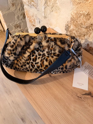 Clutch eco fur new hand-held animal print Potri