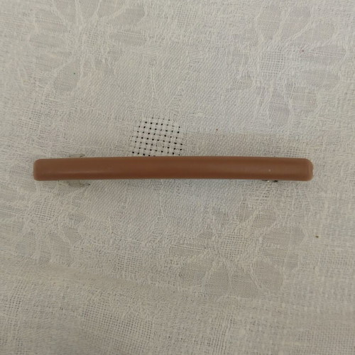 Large hair clip like new