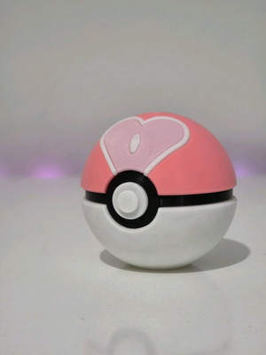 Pokémon Love Ball new with keychain