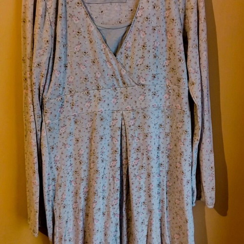 Prenatal maternity nightgown gray like new