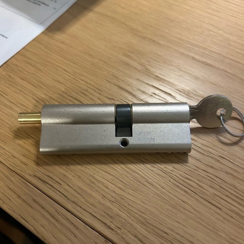 Brass cylinder ISEO F5 with key new, length 10 cm