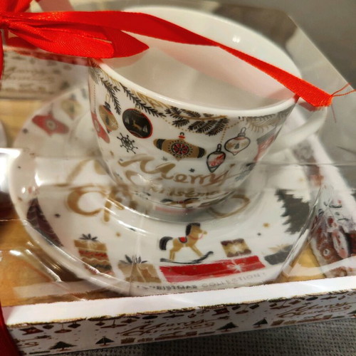 Set of 2 Christmas cups with saucers new 200 ml