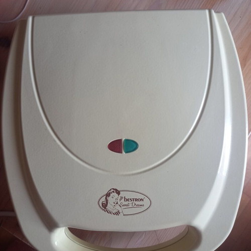 Cupcake machine Bestron like new