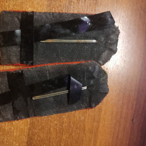 Officer Epaulets used, possibly Soviet origin