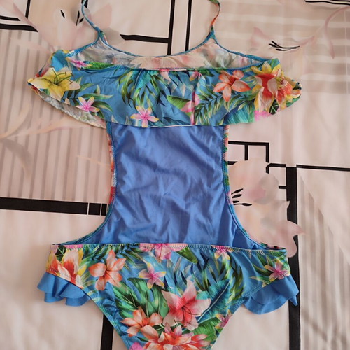 Calzedonia Baby Sea Floral Frilly Tankini like new, size 12
