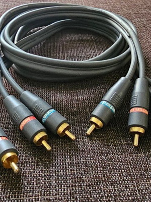Monster Standard Interlink Junior Cable 1m pair like new, Dual RCA to Dual RCA