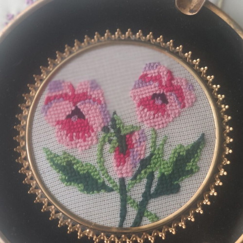 Vintage circular ashtray used, 16 cm diameter with embroidered glass insert