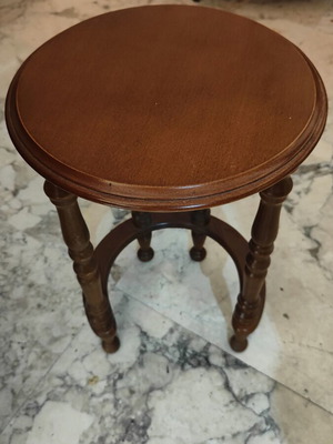 Coffee table like new