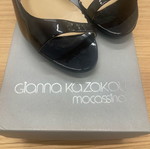 Gianna Kazakou black patent leather pumps like new, size 37