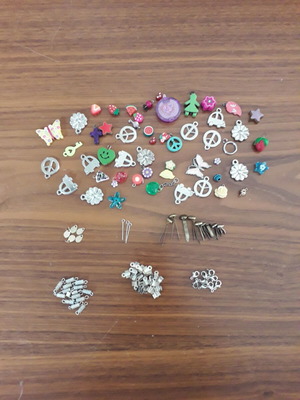 Decorative and craft materials in very good condition