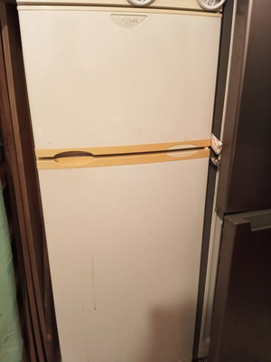 Pitsos refrigerator used