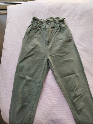 Jeans with elastic waist like new, green, size S