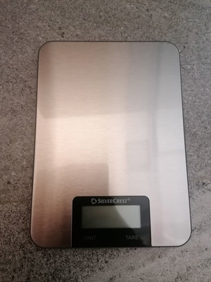 Digital kitchen scale like new