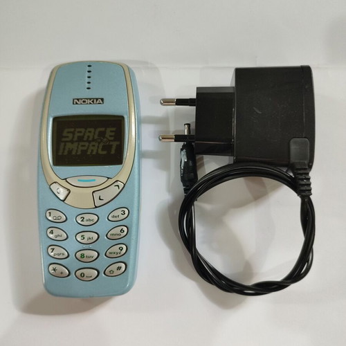 Nokia 3310 Classic Phone Turquoise used with charger and battery