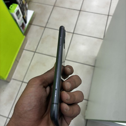 iPhone 11 black 128GB used in good condition
