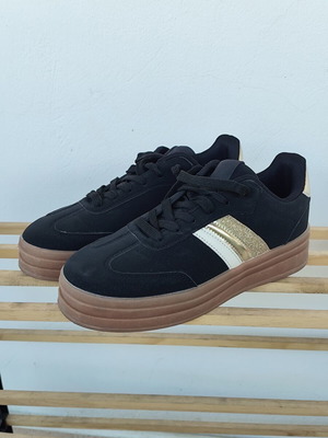 Jomix Shoes sneakers size 39, black and gold