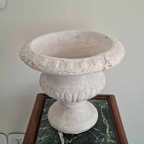 Ceramic flowerpot white like new