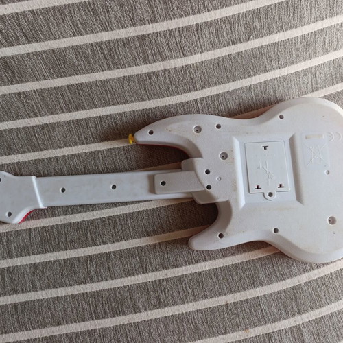 Toy guitar