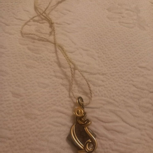 Pendant new with unique style without chain, with cord