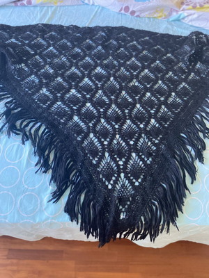 Handmade triangular shawl black, new, with fringes