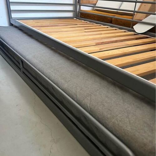 Sofa bed with pull out bed like new without mattress