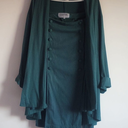 Camomilla Classics vintage set skirt and jacket emerald green