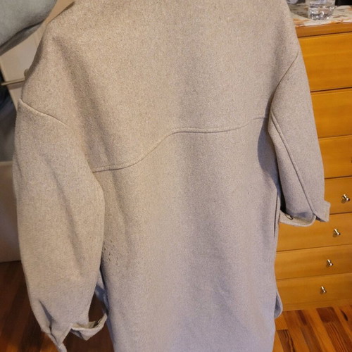 Bershka light coat small like new, dark beige