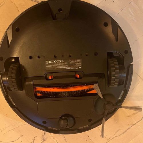 Xiaomi Mi Robot Vacuum and Mop