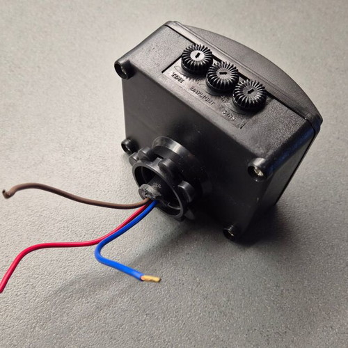PIR motion detector for outdoor lamps like new