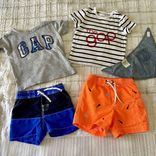 Gap clothes like new for boy 12-18 months