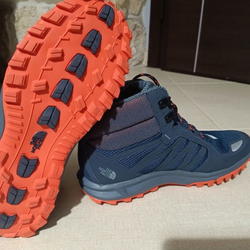 North Face boots new, size 40, blue