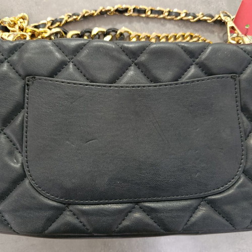 Black women's shoulder bag with gold chain new
