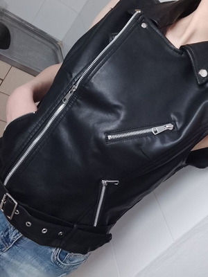 Leather biker vest new, fits Small-Medium, black and silver