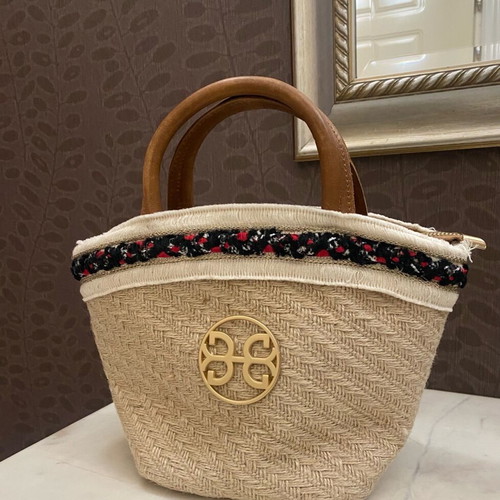 Bonendis ecru handbag with gold chain and leather details new