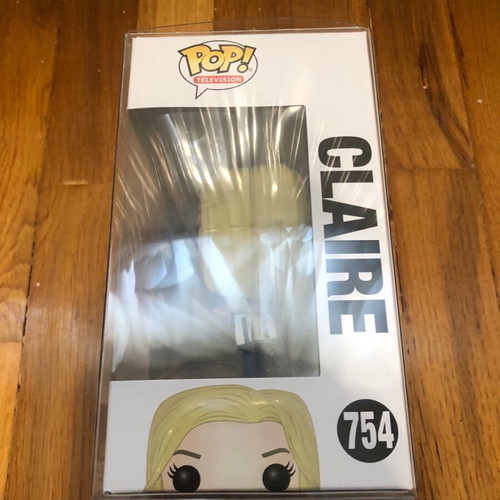 Funko Pop Claire Modern Family new with extra protection