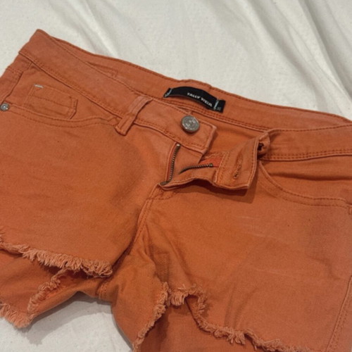 Tally Weill shorts orange like new, size 36