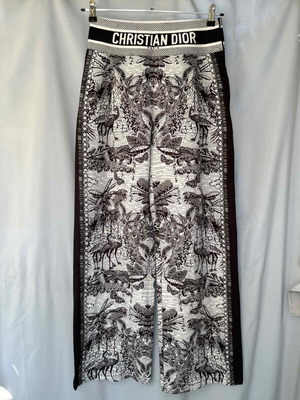 Dior pants size L with black and white pattern