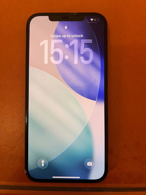 iPhone 12 Pro Max 128GB σαν καινούργιο με τζαμάκι προστασίας και δερμάτινη θήκη