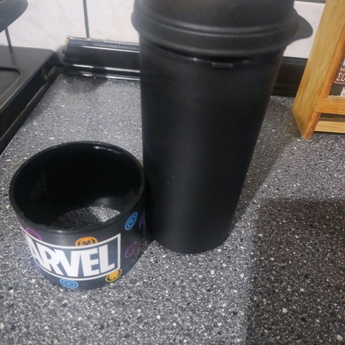 Tupperware cup like new for hot and cold drinks with spout