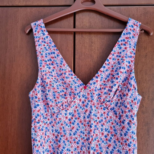 Reserved dress small new, 100% viscose colorful