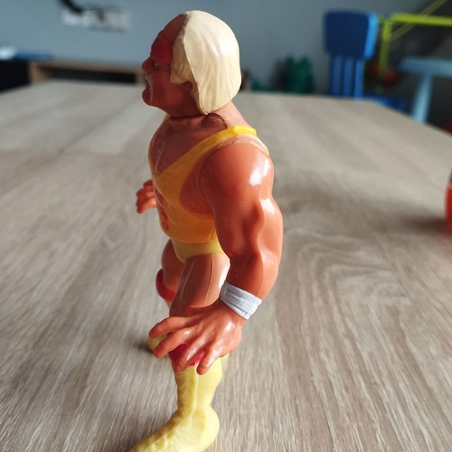 Hulk Hogan WWF Series 1 figure used, collectible