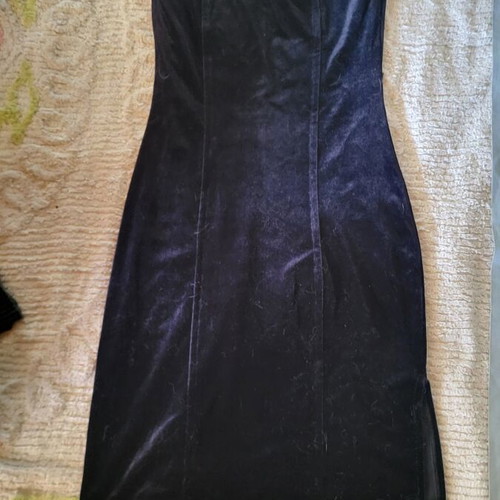 Lynne black velvet dress one size like new