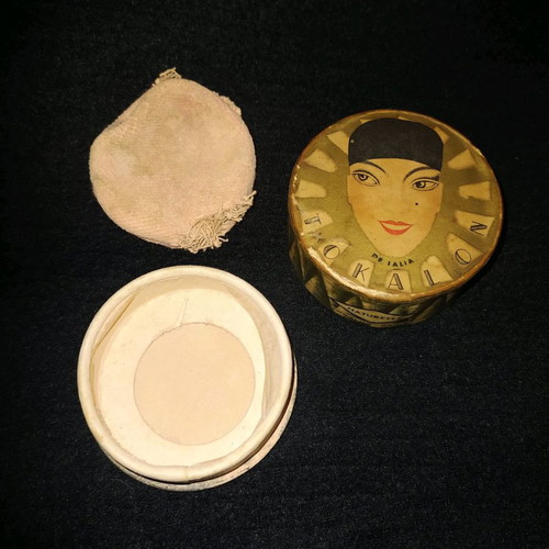 Powder box used, old Greek made