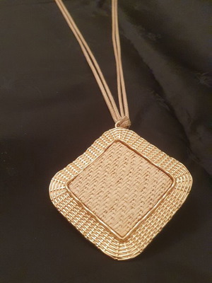 Pendant used