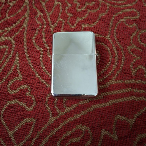 Tristar Drum Edition petrol lighter used with graffiti design