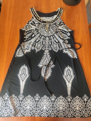 Boho καλοκαιρινό midi φόρεμα μεταχειρισμένο με ethnic print και διακοσμητικές πέτρες