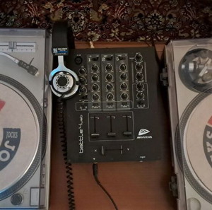 ΣΕΤ DJ TECHNICS MK 1200 + JBSYSTEMS BATTLE4-USB ΜΙΚΤΗΣ DJ