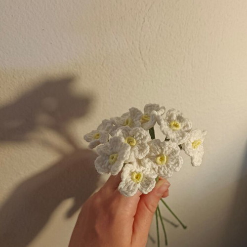 Bouquet handmade crocheted flowers like new