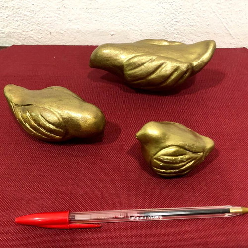 Decorative paperweights set used